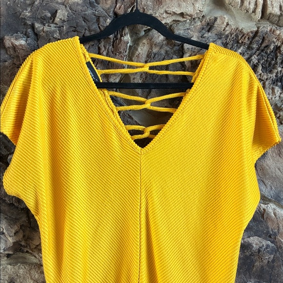 Sunny Yellow V-Neck Blouse - Picture 2 of 5